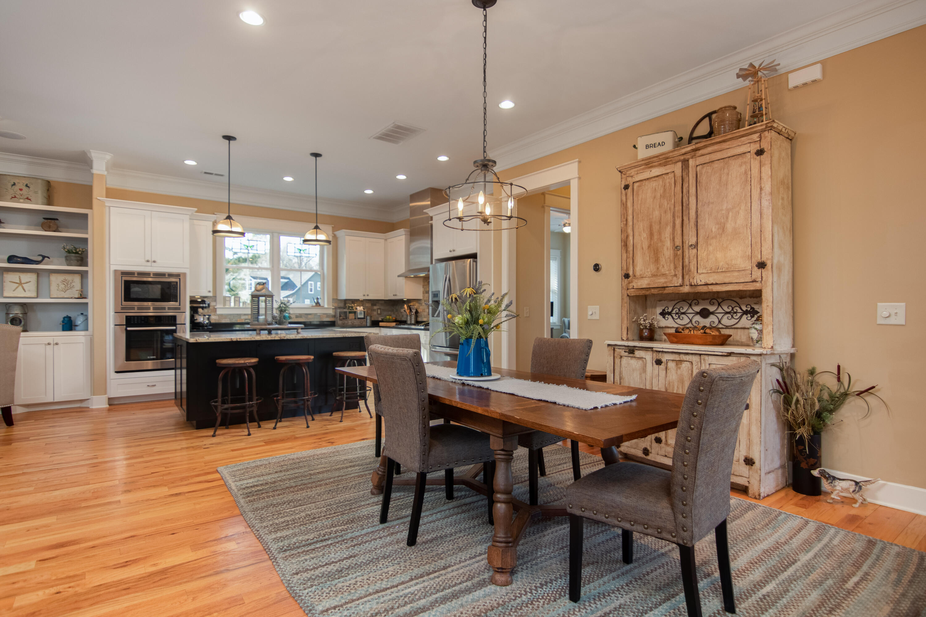 1180 Rivershore Road Charleston, SC 29492 - Photo 37 of 40 Open Floor Plan Dining to Kitchen