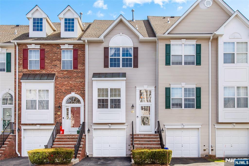 239 Terrace Lake Drive Butler, NJ 07405 - Photo 25 of 37