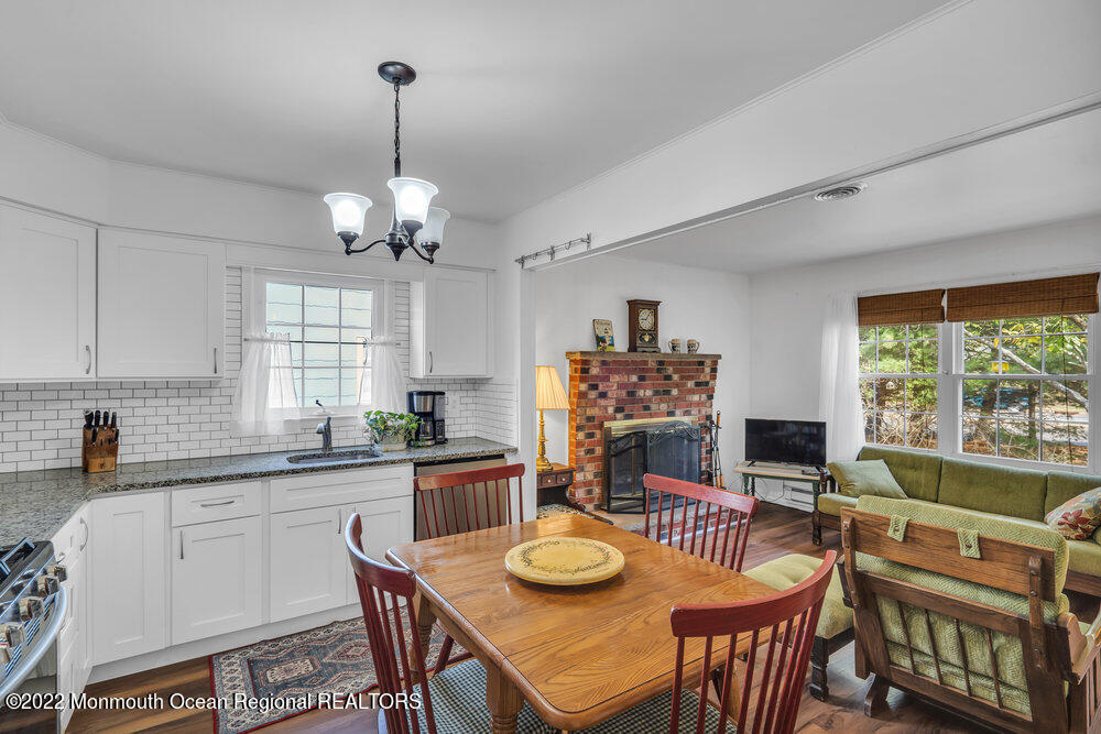 103 Georgetown Road Toms River, NJ 08757 - Photo 18 of 37 044_dsc05389