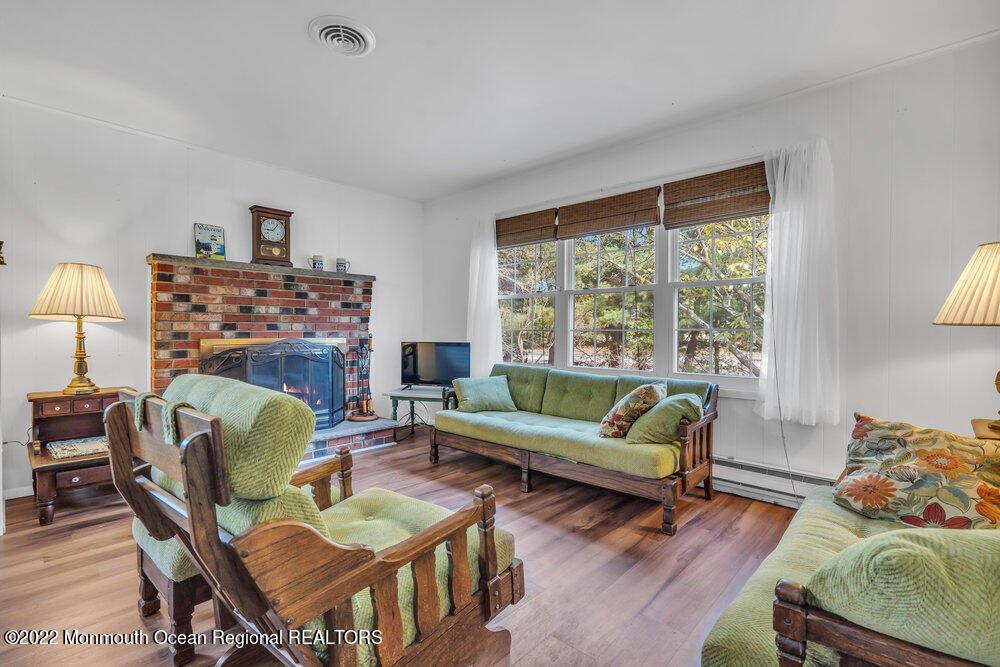 103 Georgetown Road Toms River, NJ 08757 - Photo 20 of 37 046_dsc05399