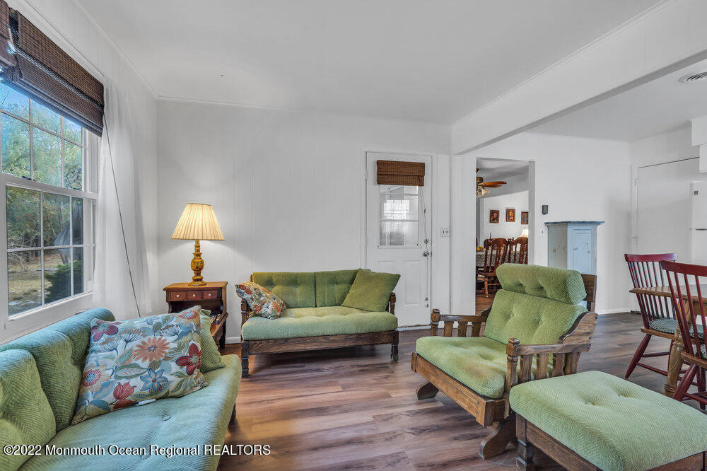 103 Georgetown Road Toms River, NJ 08757 - Photo 23 of 37 049_dsc0541
