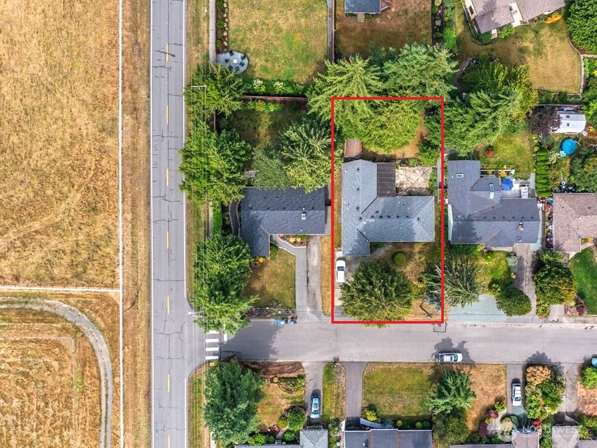 8810 Northeast 187th Street Bothell, WA 98011 - Photo 35 of 40