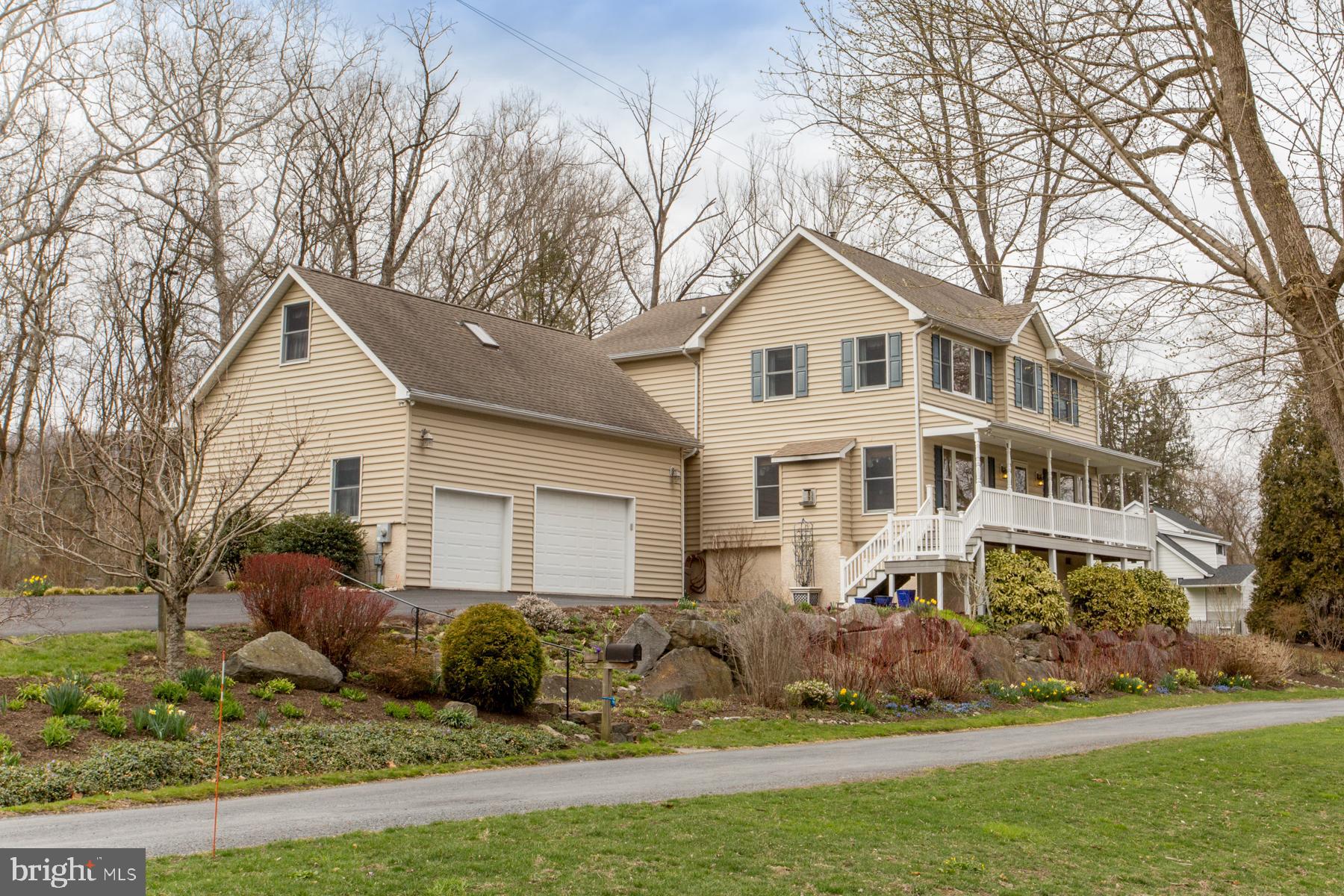 255 Canal Road Easton, PA 18042 - Photo 2 of 9