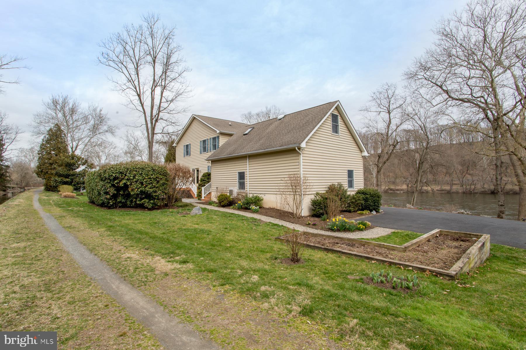 255 Canal Road Easton, PA 18042 - Photo 7 of 9