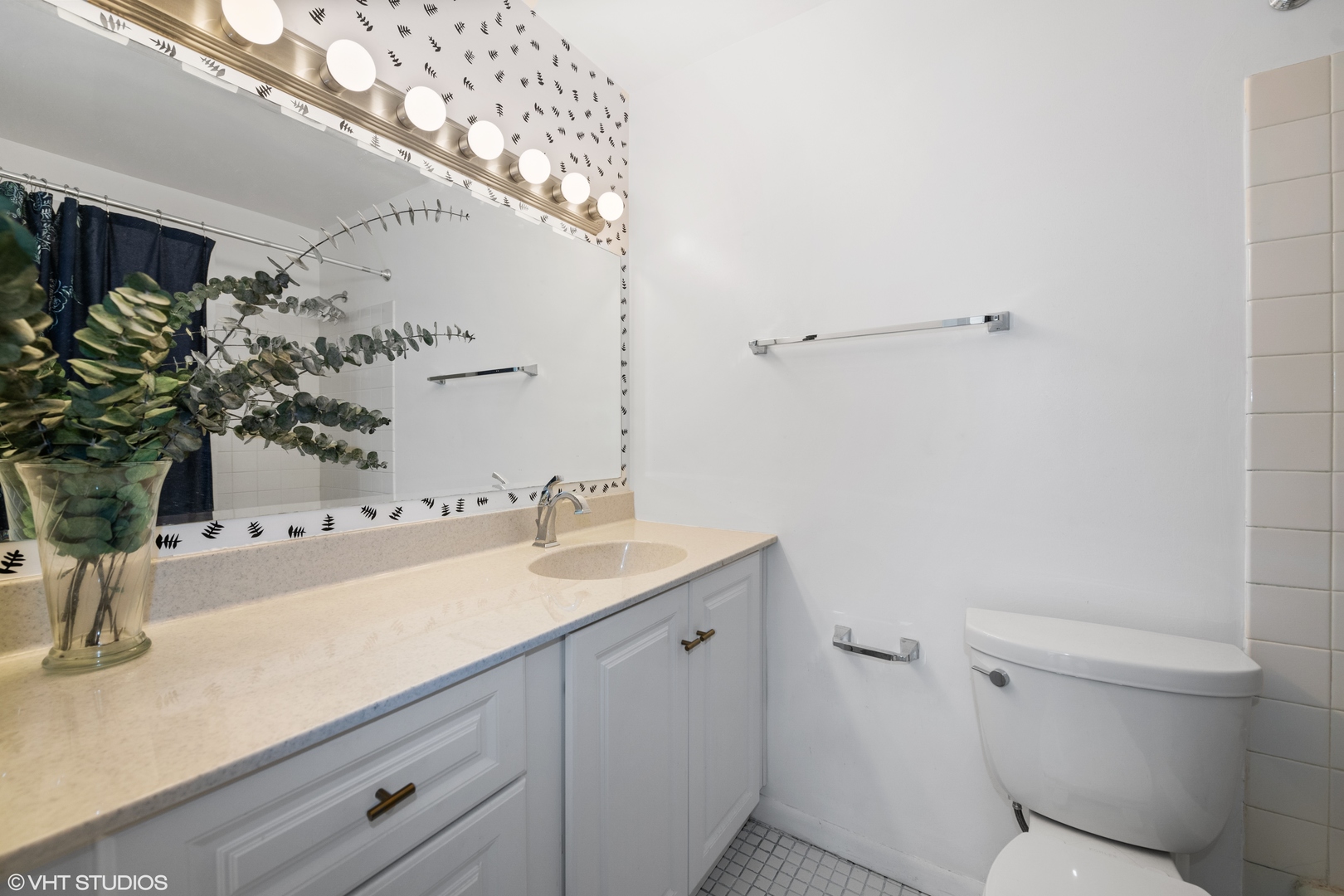 5445 North Sheridan Road, Unit 602 Chicago, IL 60640 - Photo 12 of 15