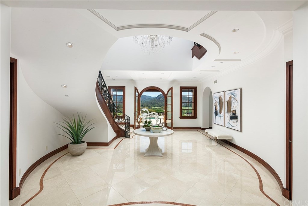 32 Boulder View Irvine, CA 92603 - Photo 4 of 73