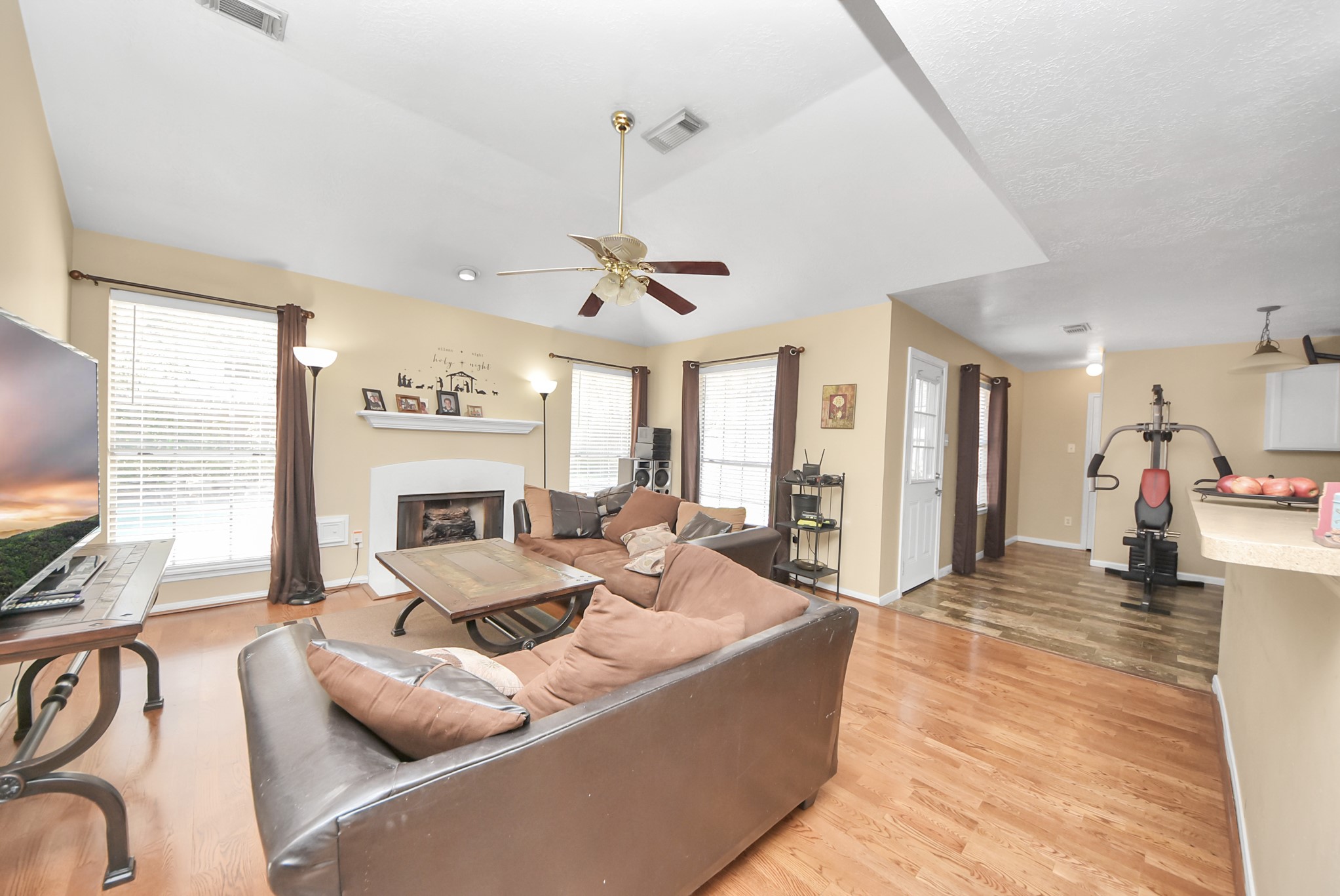 1306 Caraquet Drive Spring, TX 77386 - Photo 13 of 48