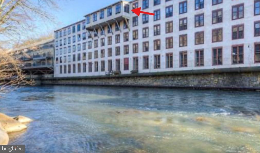 49 Bancroft Mills Road, Unit P9 Wilmington, DE 19806 - Photo 9 of 23 Only condo with bump out offering up-river views