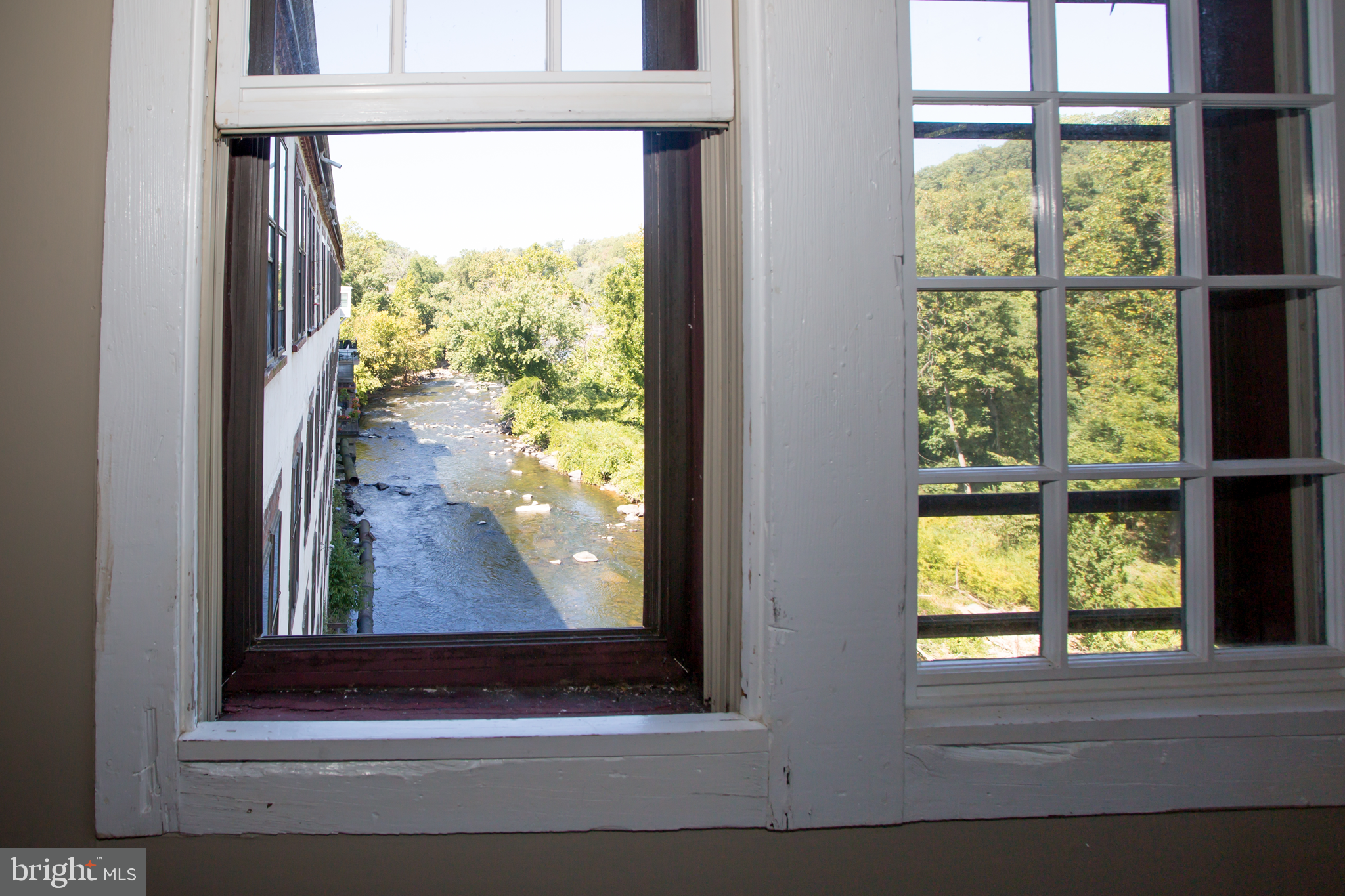 49 Bancroft Mills Road, Unit P9 Wilmington, DE 19806 - Photo 10 of 23 Large window view of wonderful waterway.