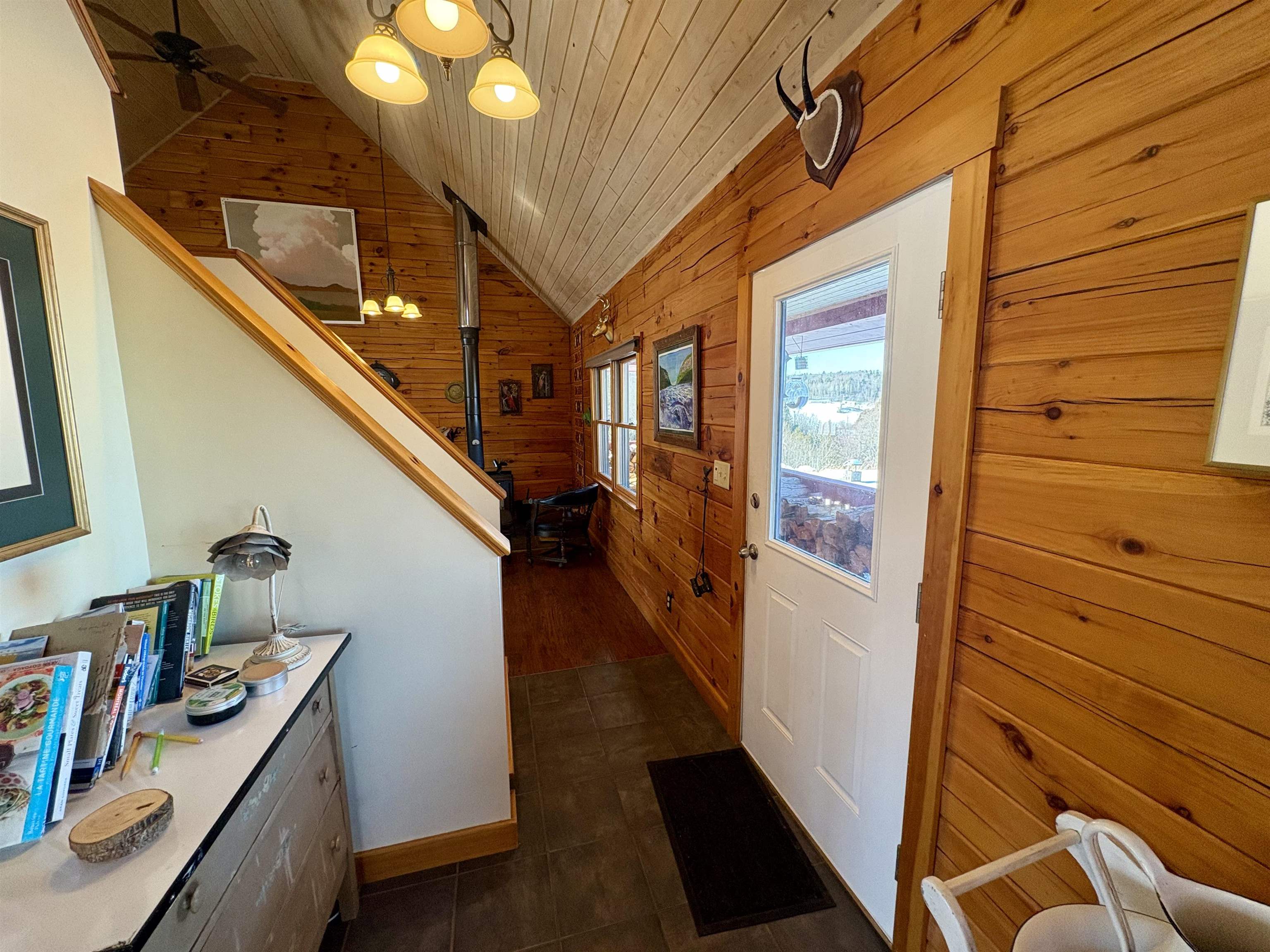 1379 River Road Orleans, VT 05860 - Photo 16 of 49