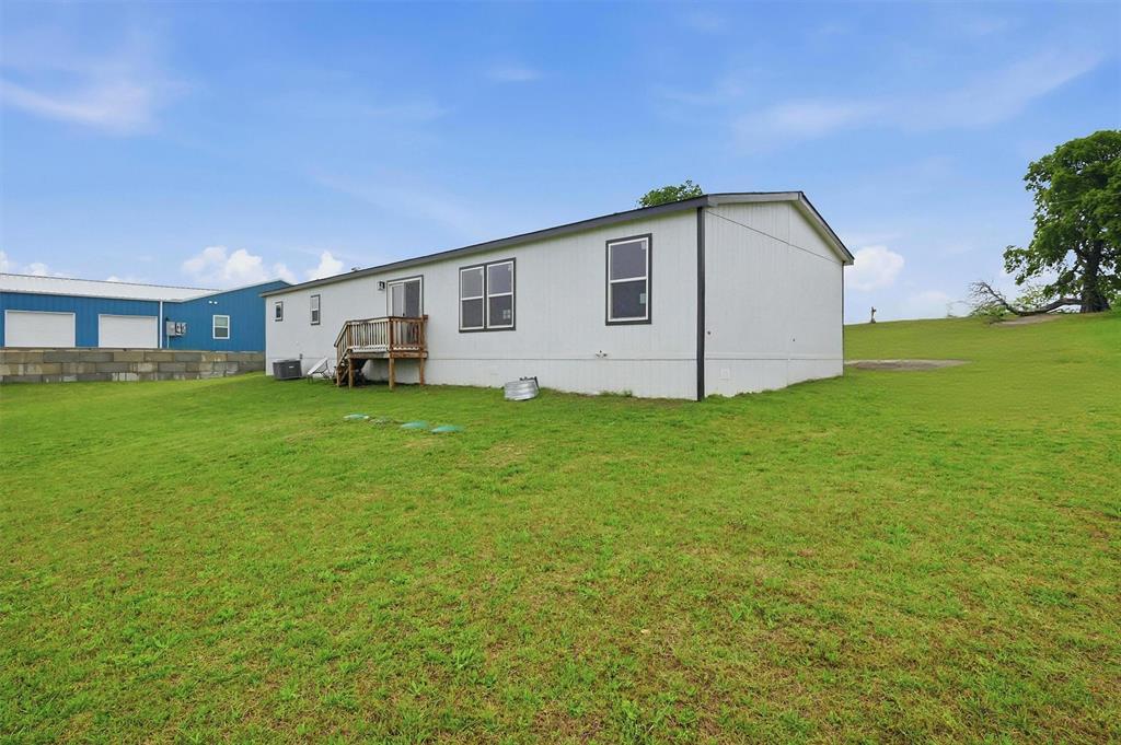 587 Kentucky Town Road Whitewright, TX 75491 - Photo 28 of 39