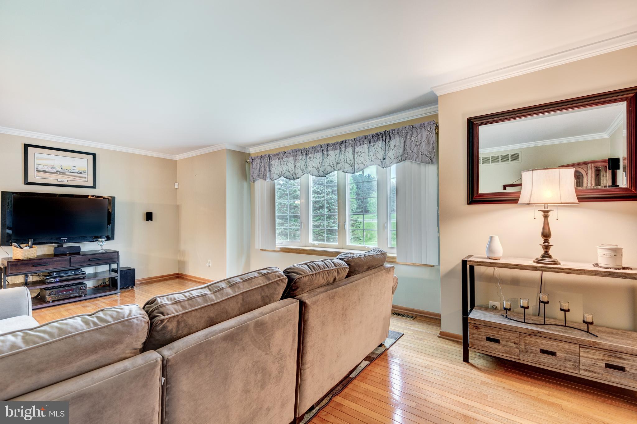 1640 Stone Chapel Road New Windsor, MD 21776 - Photo 14 of 48 Family room, nice & bright with the bay window!