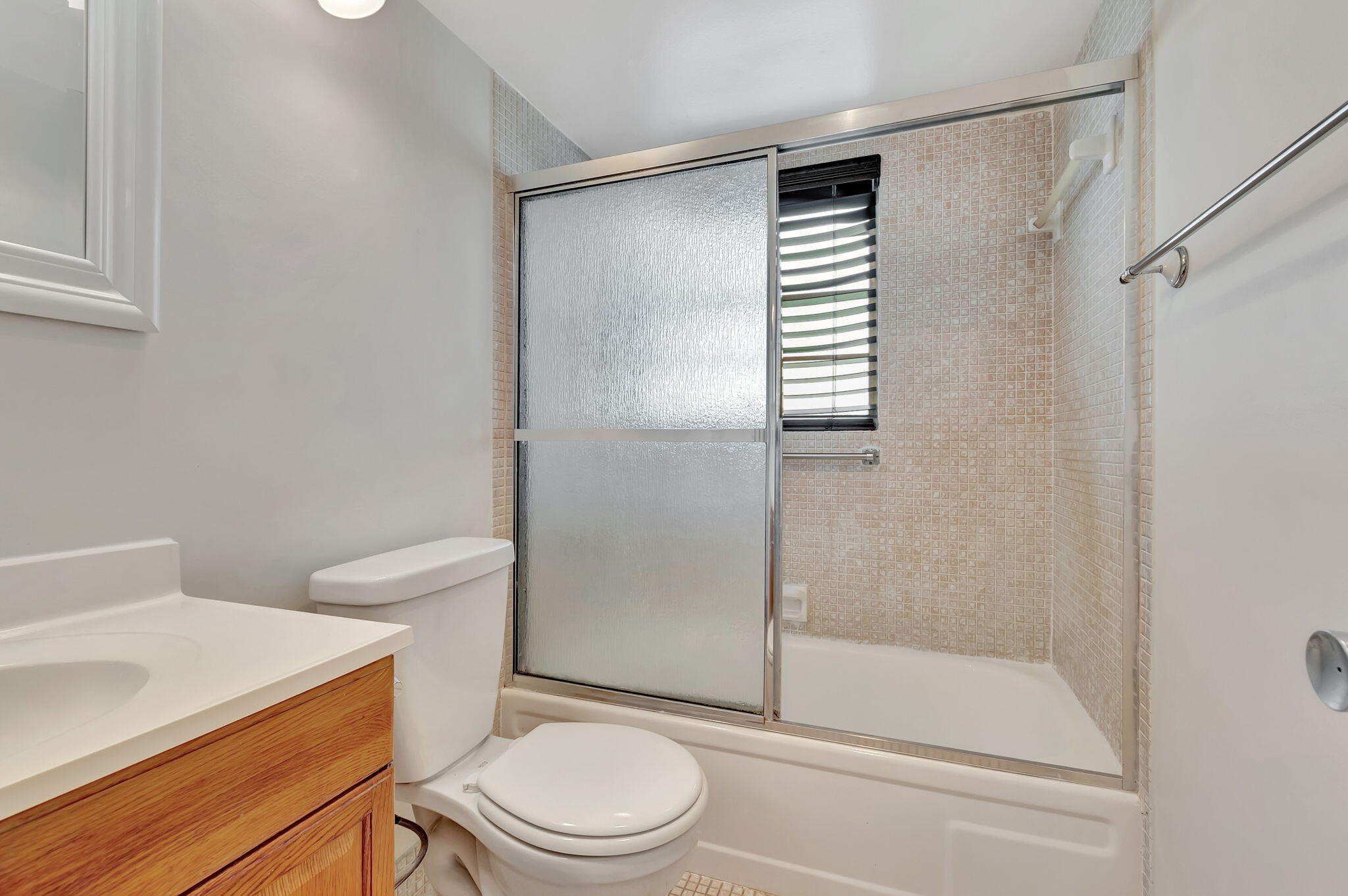 99 Fanshaw C Boca Raton, FL 33434 - Photo 26 of 93 20-web-or-mls-DSC_0245