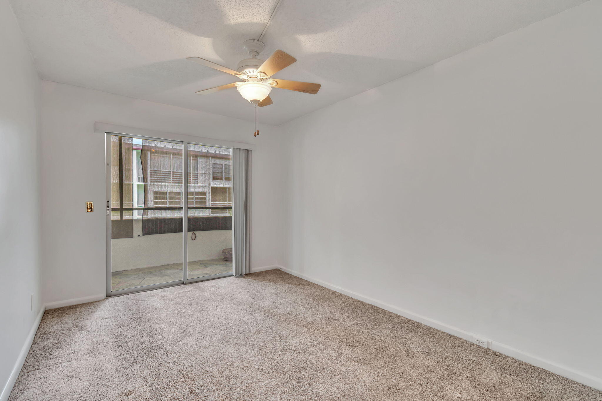 99 Fanshaw C Boca Raton, FL 33434 - Photo 28 of 93 22-web-or-mls-DSC_0255