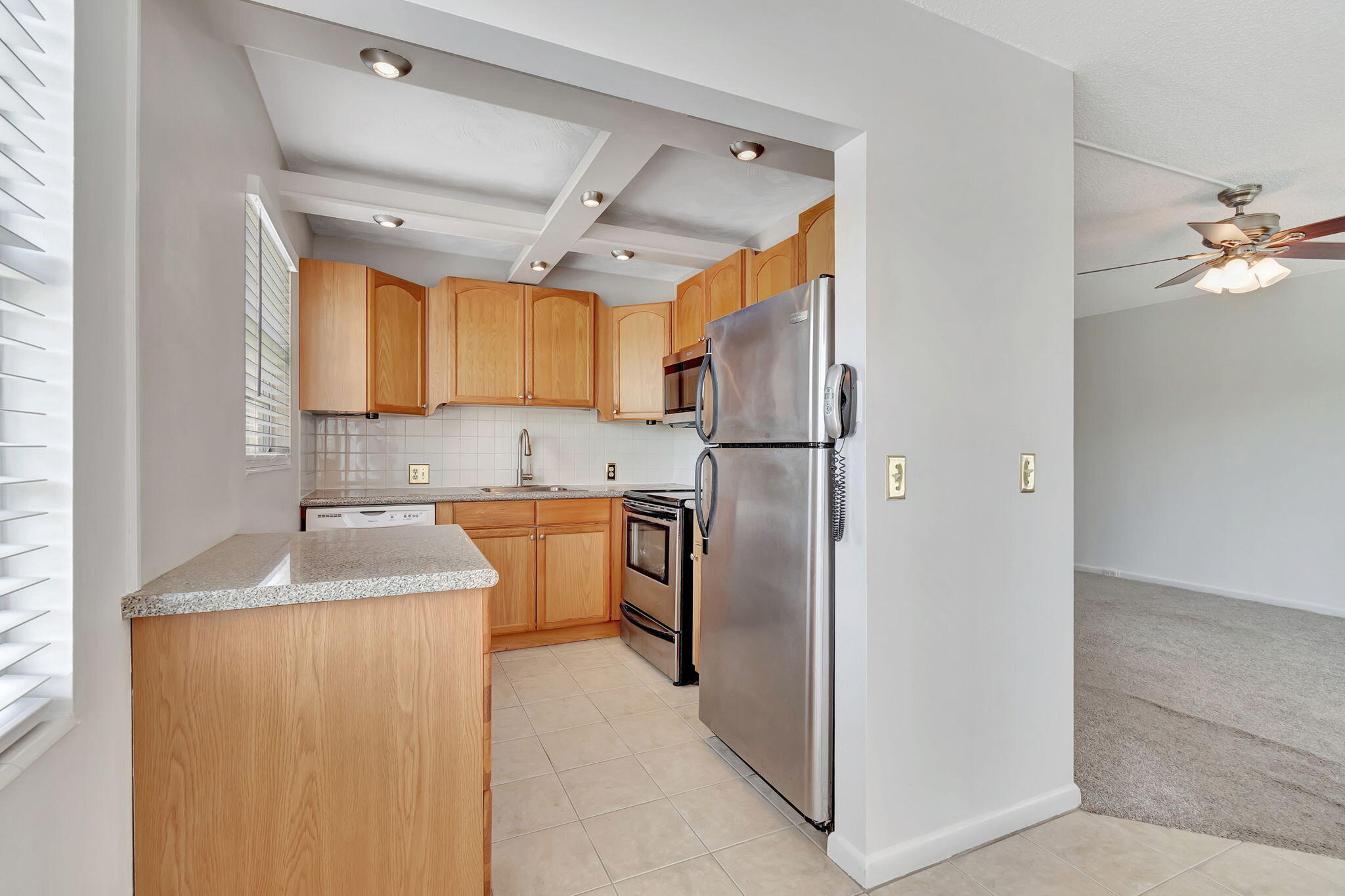 99 Fanshaw C Boca Raton, FL 33434 - Photo 9 of 93 11-web-or-mls-DSC_0165