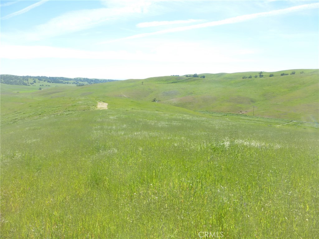 0 Douglas Road San Miguel, CA 93451 - Photo 15 of 75 a view of an ocean from a building