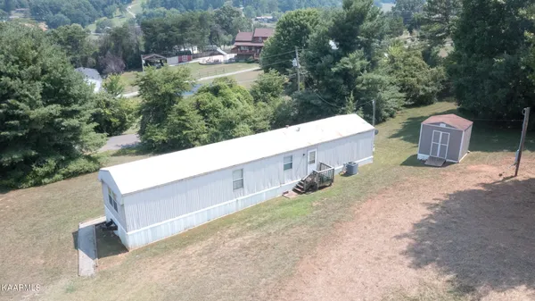 $465,000 | 835 Holbert Lane, Kodak, TN 37764