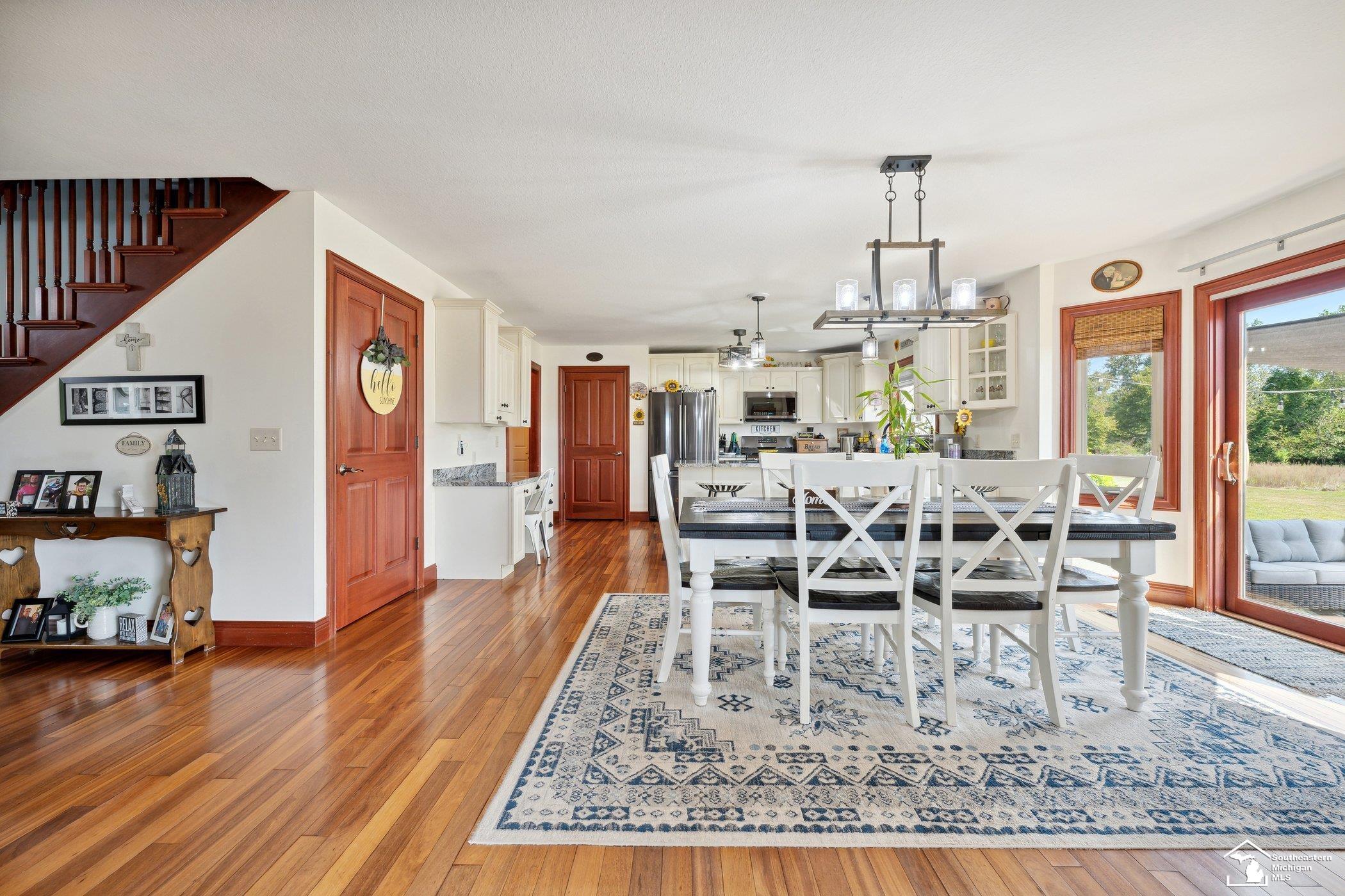 7307 Kruse Road Petersburg, MI 49270 - Photo 12 of 49 Hardwoods Floors!