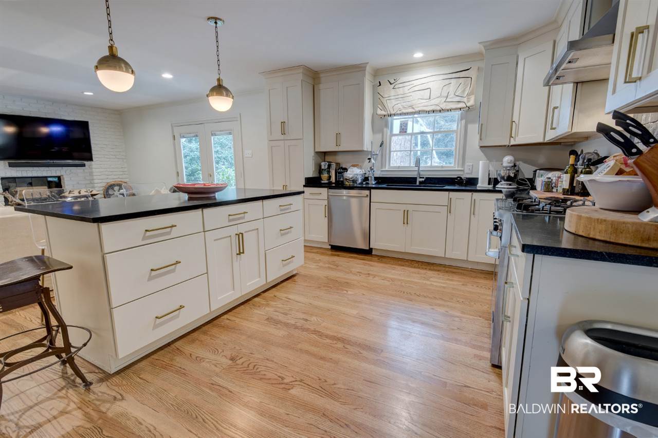 595 Hancock Road Fairhope, AL 36532 - Photo 18 of 33