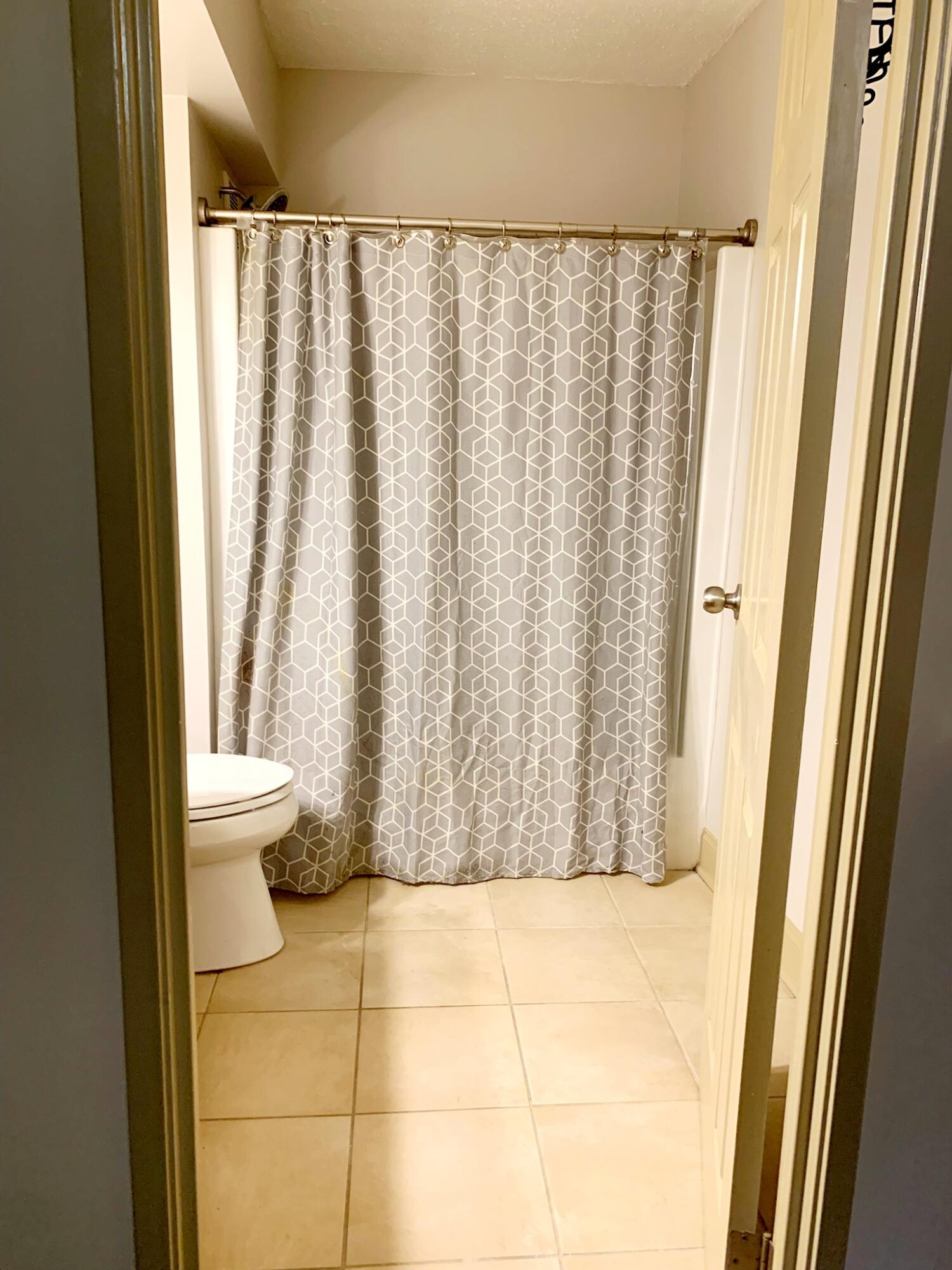 1131 Stringers Ridge Road, Unit 2A Chattanooga, TN 37405 - Photo 14 of 21 IMG_0688