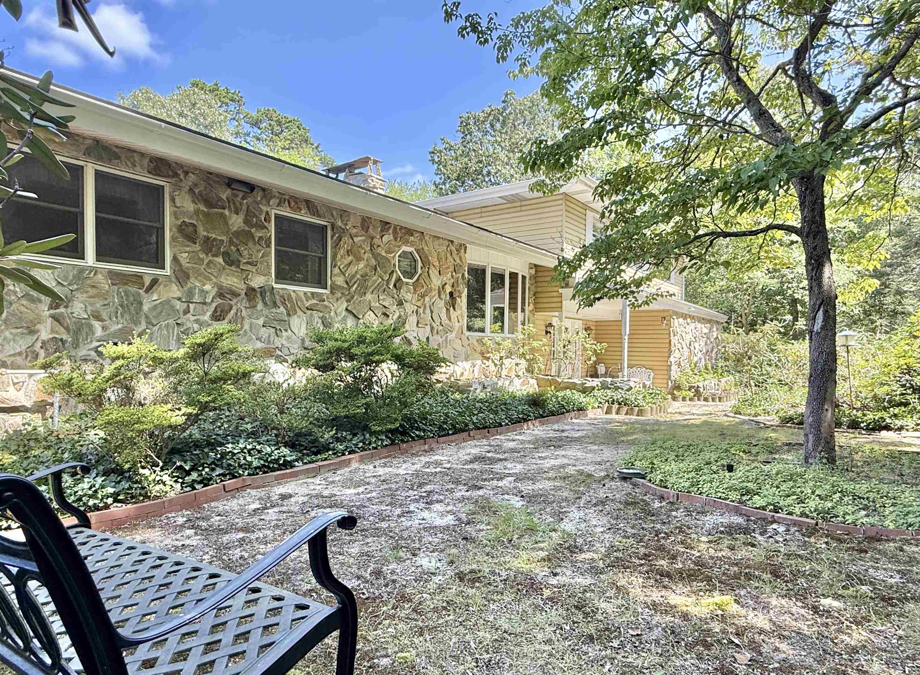 506 Hagen Road South Dennis, NJ 08210 - Photo 2 of 49 a view of a house with backyard and garden