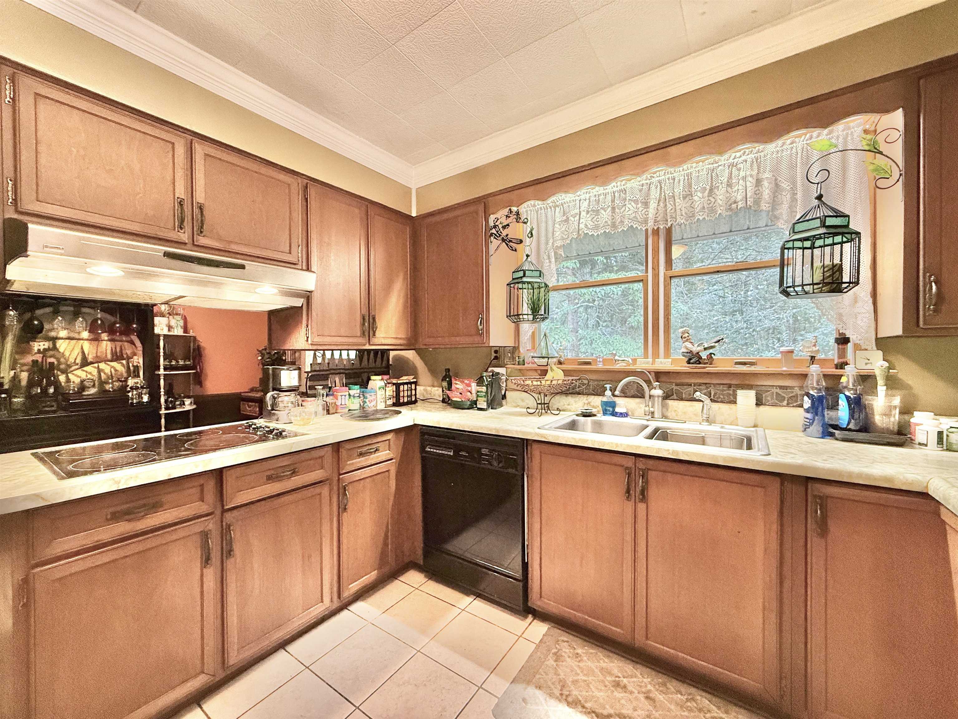 506 Hagen Road South Dennis, NJ 08210 - Photo 24 of 49 a kitchen with stainless steel appliances granite countertop a sink and cabinets