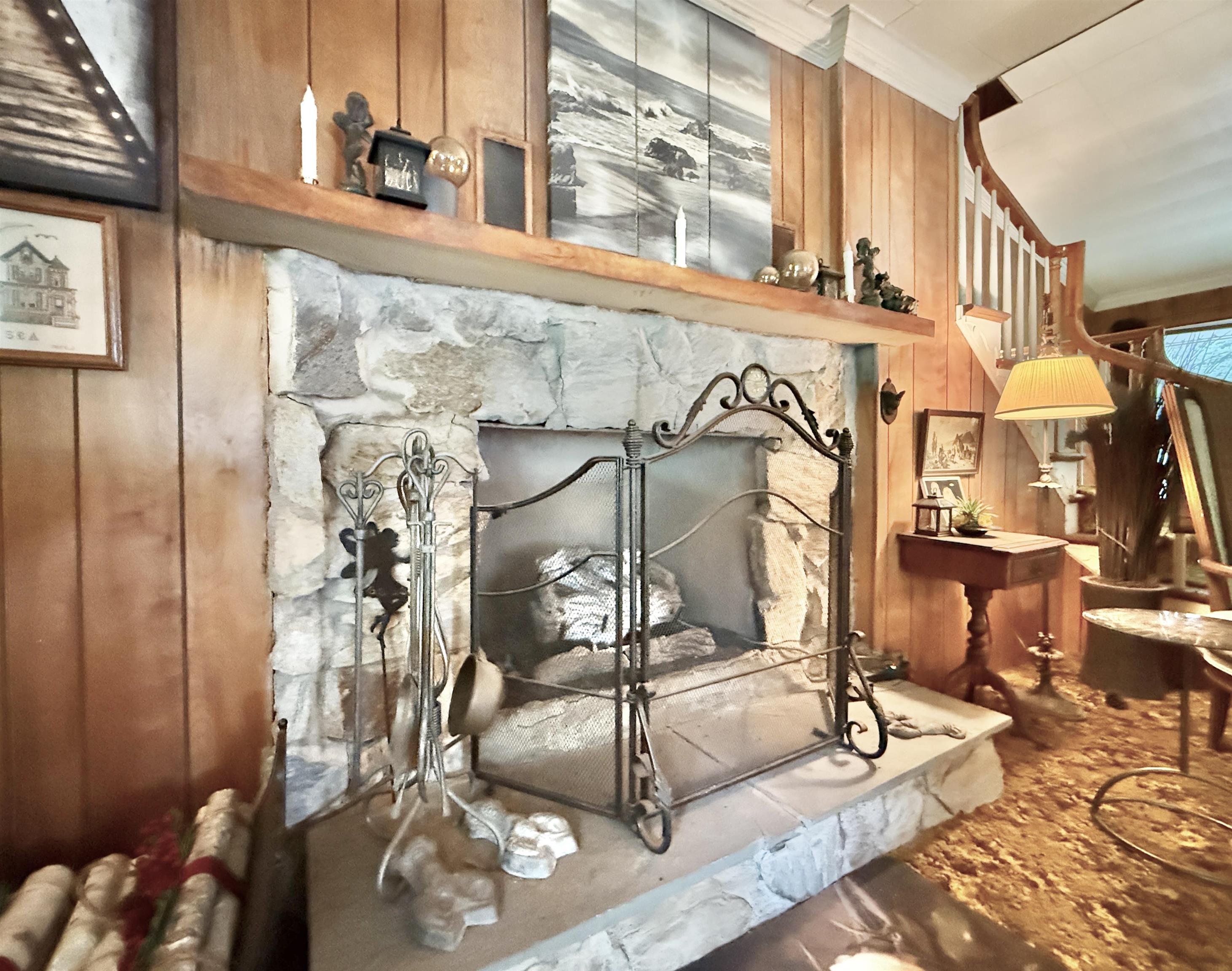 506 Hagen Road South Dennis, NJ 08210 - Photo 27 of 49 a view of entryway and hall with wooden floor