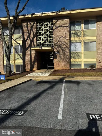 $90,000 | 7300 Donnell Place, Unit B1, District Heights, MD 20747