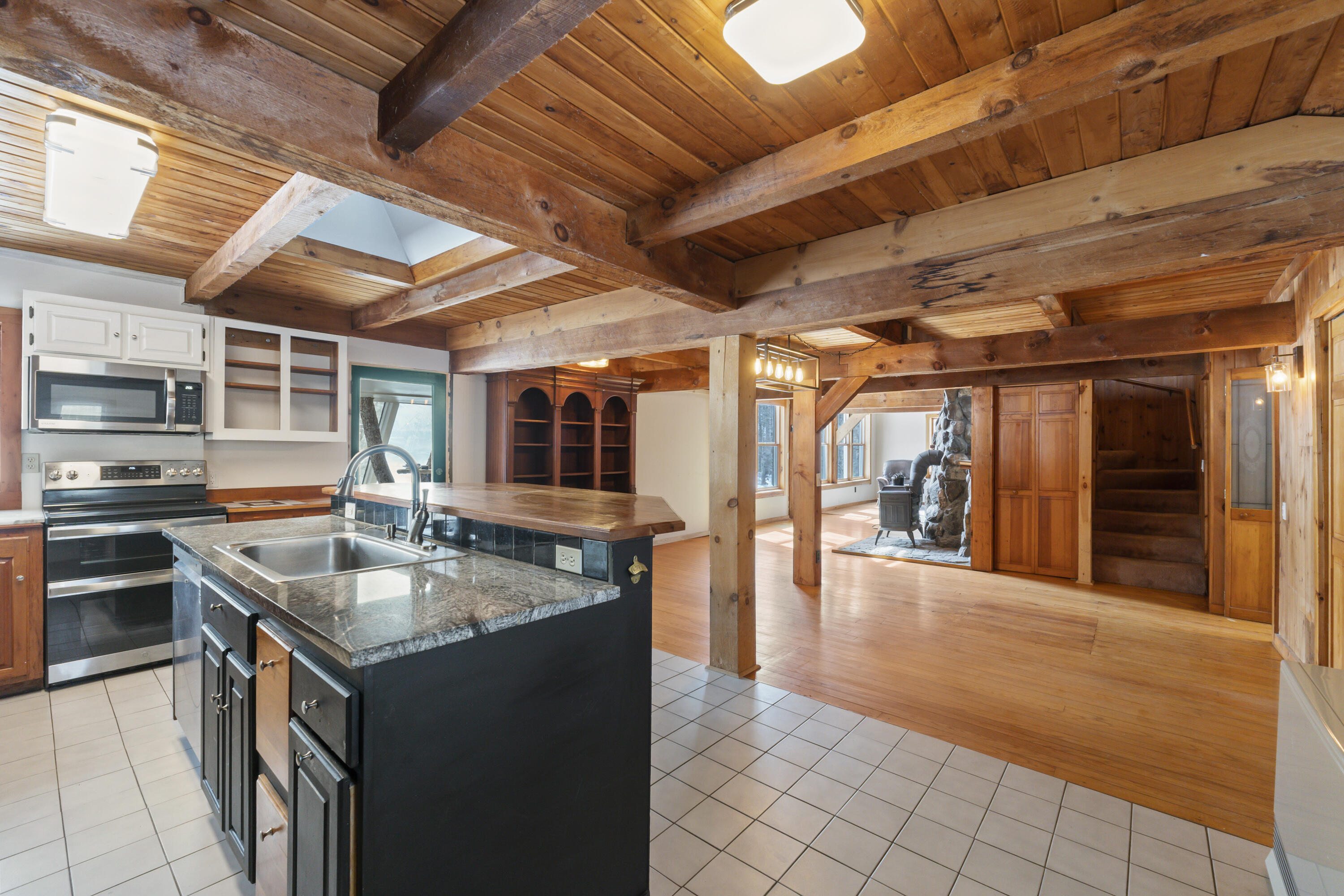 138 Raymond Hill Road Raymond, ME 04071 - Photo 21 of 62 138 Raymond Hill Rd_121