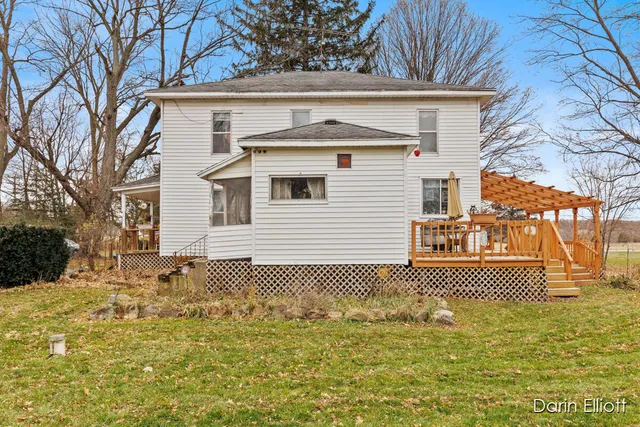 $335,900 | 1894 North State Road, Ionia, MI 48846