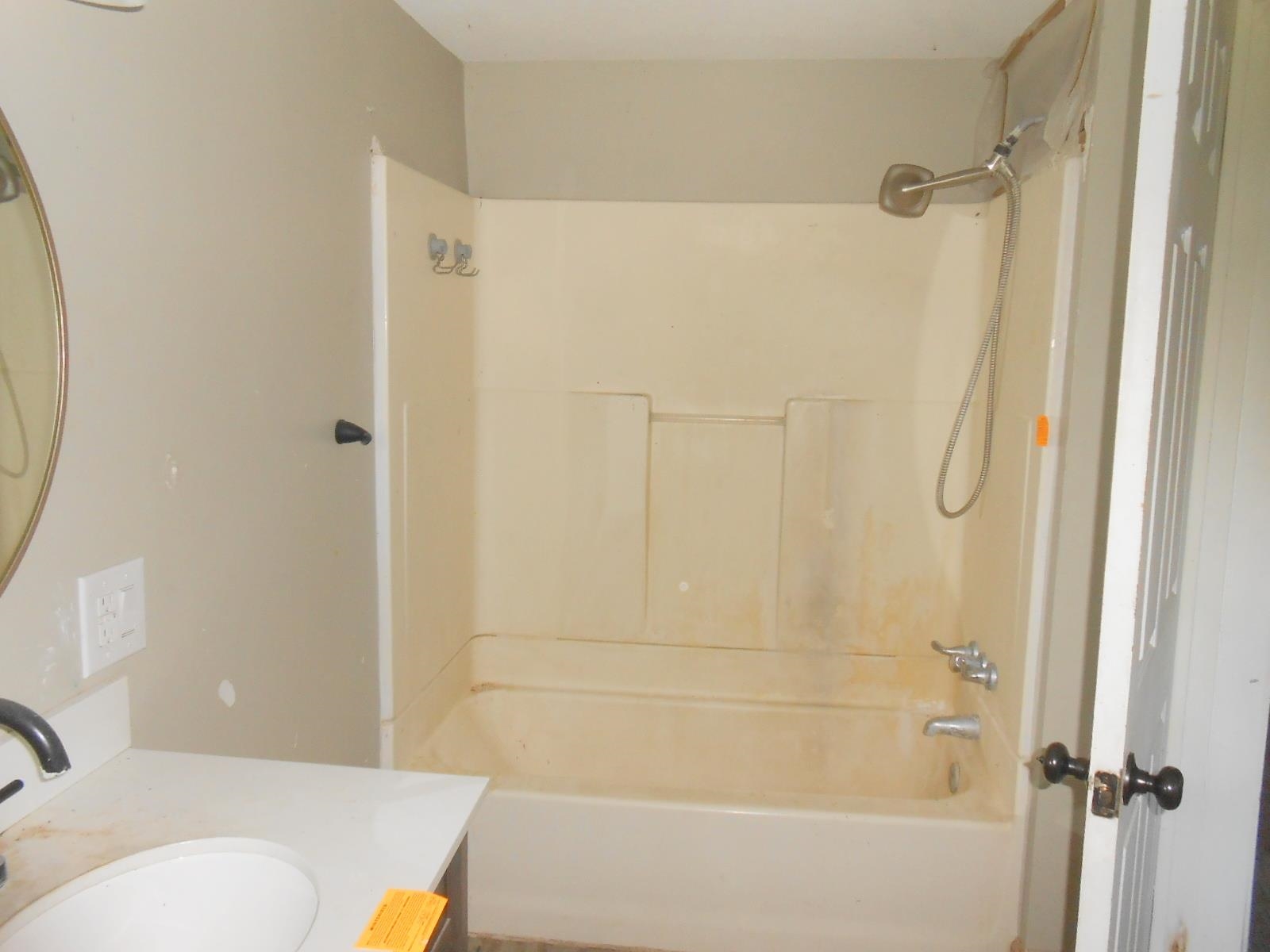 330 East Jones Street Warren, IN 46792 - Photo 17 of 20