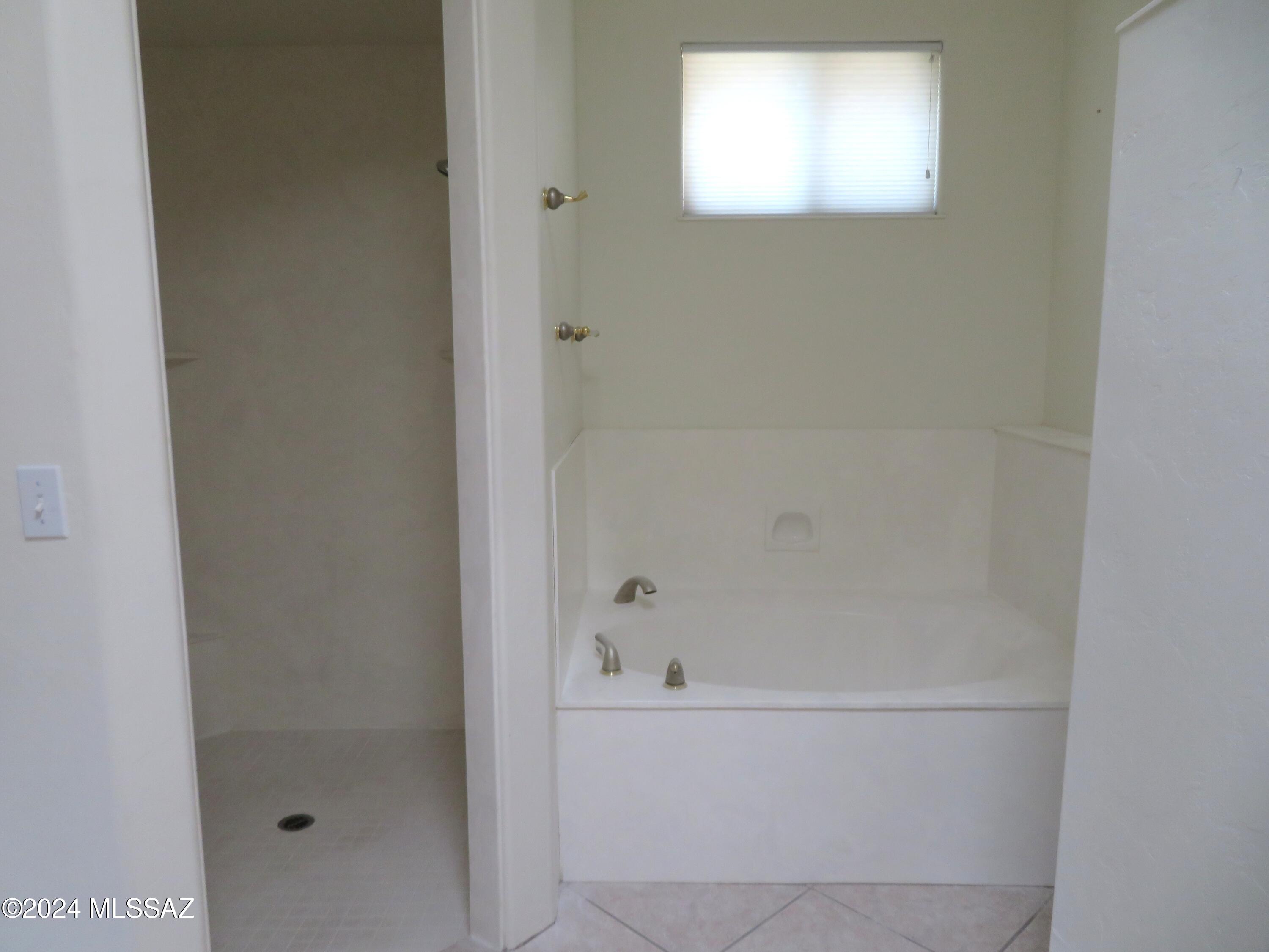 1325 West Panorama Road Tucson, AZ 85704 - Photo 14 of 28 Gallery Image 14