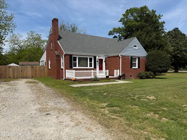 $1,900 | 109 Forest Hill Drive, Havelock, NC 28532