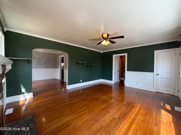 $1,900 | 109 Forest Hill Drive, Havelock, NC 28532