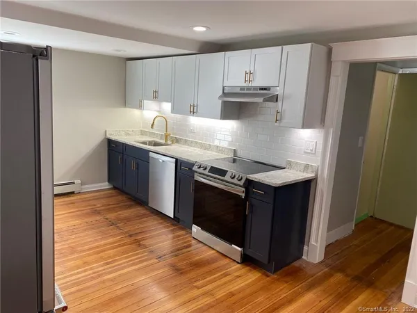 $2,000 | 223 Park Road, West Hartford, CT 06119