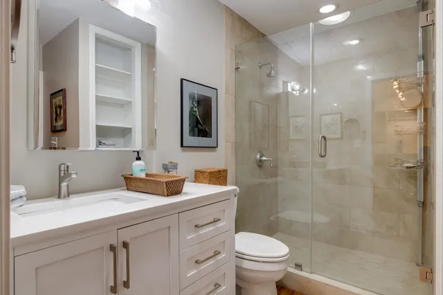 $215,000 | 726 Hedgegrove Drive, Unit 3, Memphis, TN 38117