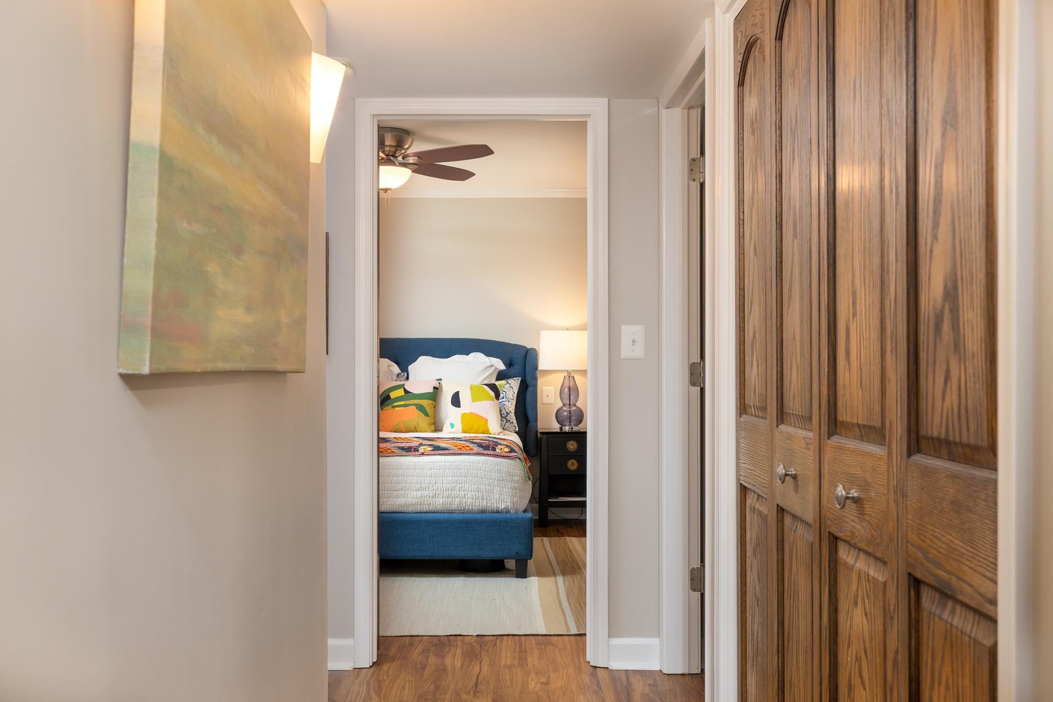 726 Hedgegrove Drive, Unit 3 Memphis, TN 38117 - Photo 18 of 30 a view of walk in closet