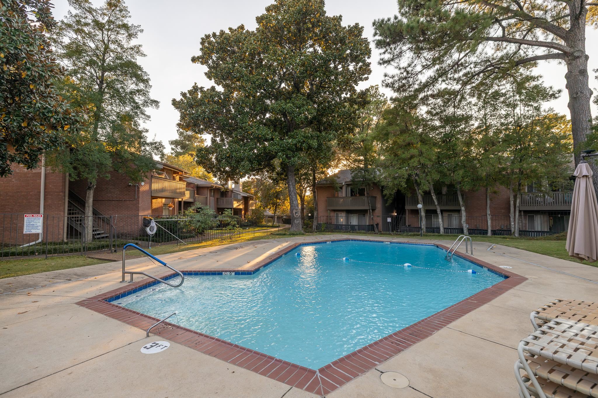 726 Hedgegrove Drive, Unit 3 Memphis, TN 38117 - Photo 21 of 30 a view of a swimming pool with a patio