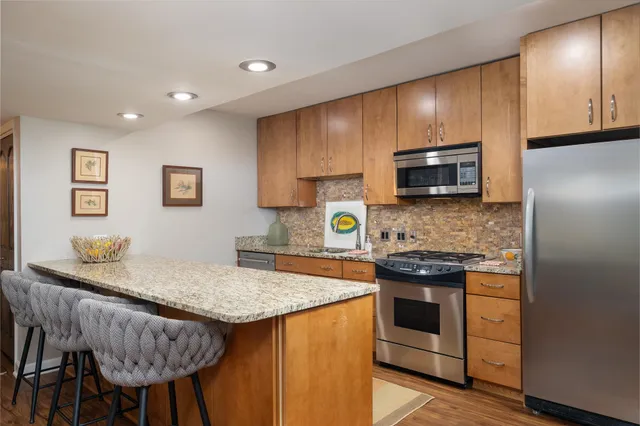 $215,000 | 726 Hedgegrove Drive, Unit 3, Memphis, TN 38117