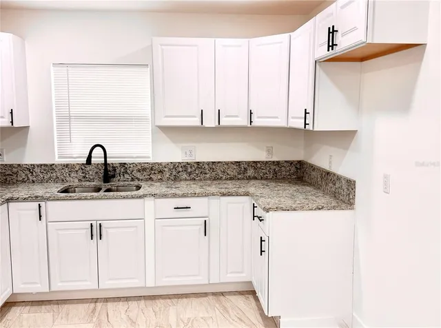 $289,900 | 3424 16th Street East, Bradenton, FL 34208