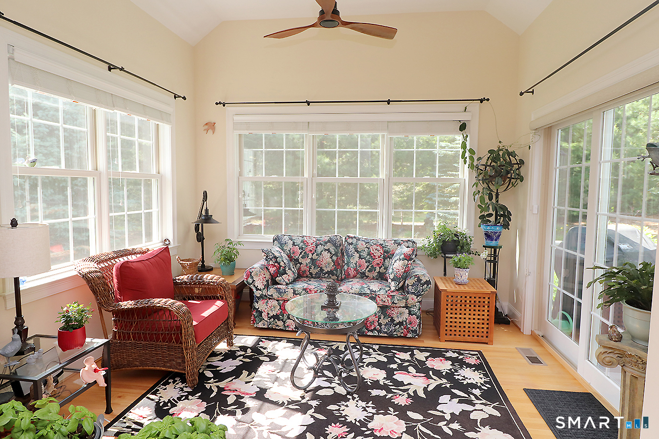 15 Bantry Road, Unit 15 Simsbury, CT 06070 - Photo 13 of 33