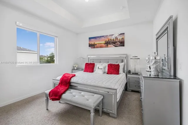 $435,000 | 879 Southeast 19th Street, Homestead, FL 33034