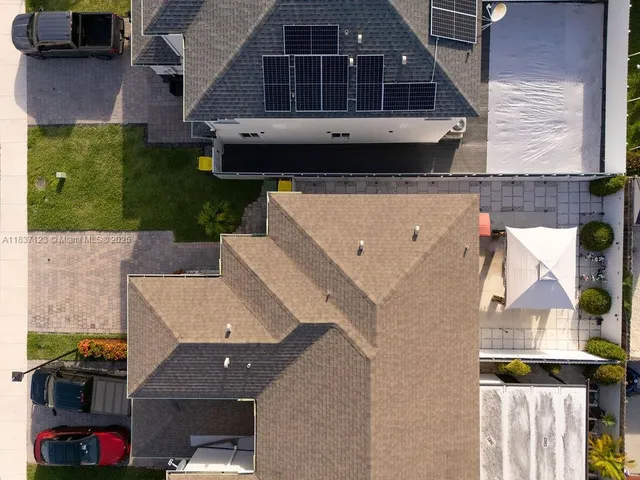 $435,000 | 879 Southeast 19th Street, Homestead, FL 33034