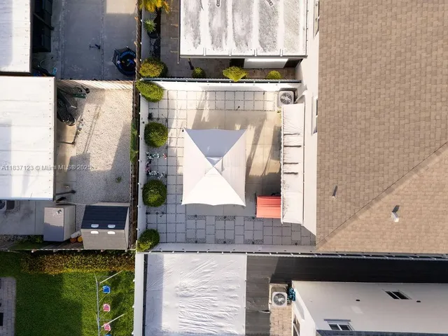 $435,000 | 879 Southeast 19th Street, Homestead, FL 33034