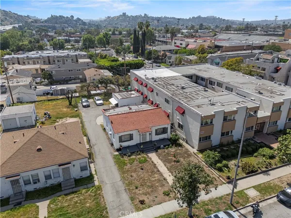 $1,100,000 | 1534 East Broadway, Glendale, CA 91205