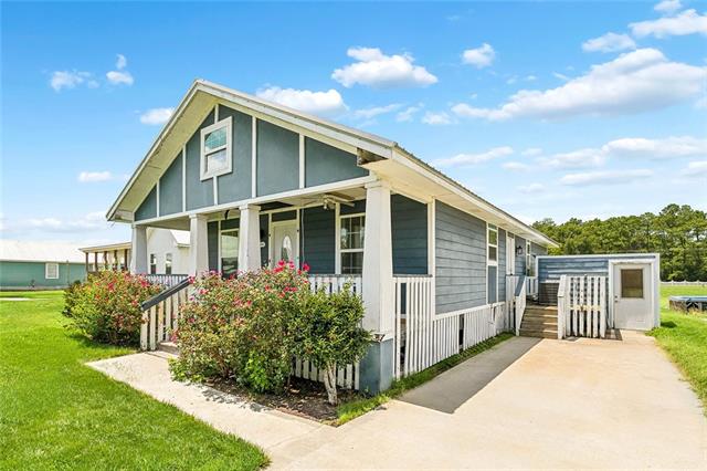 26319 Indian Run Road Springfield, LA 70462 - Photo 2 of 16
