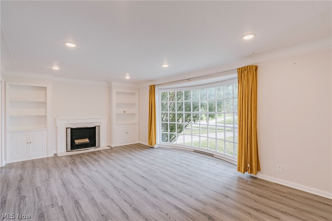 3710 Strandhill Road Shaker Heights, OH 44122 - Photo 4 of 46