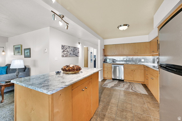 1785 29th Street, Unit 208 Ogden, UT 84403 - Photo 9 of 36