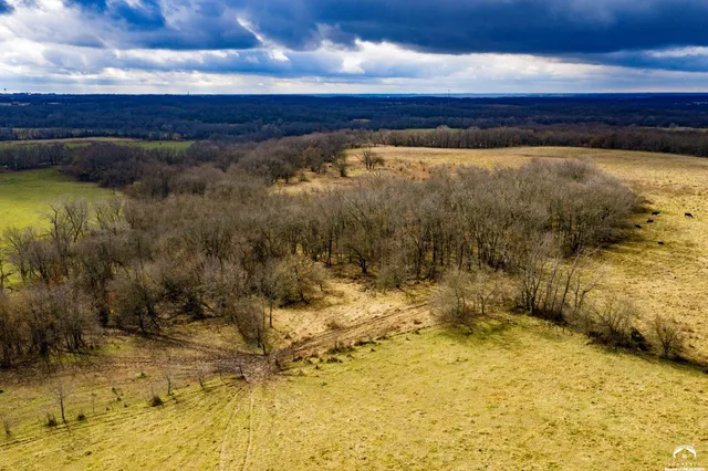 $4,446,000 | 0 West 239th Street, Bucyrus, KS 66083