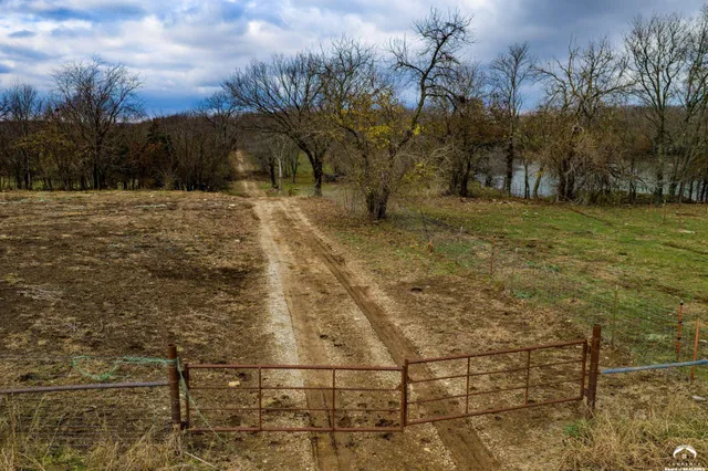 $4,446,000 | 0 West 239th Street, Bucyrus, KS 66083